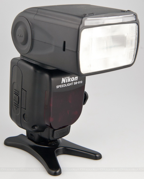 Nikon SB-910 AF Speedlight