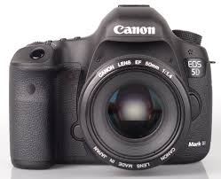 Canon 5D Mark iii with 24-105mm f/4L IS USM