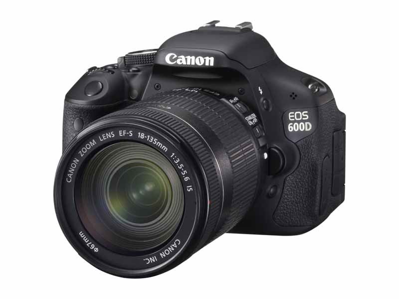 Canon 600D with 18-135mm f/3.5-5.6 IS