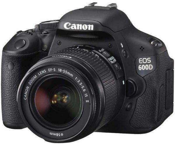 Canon 650D with 18-55mm f/3.5-5.6 STM IS