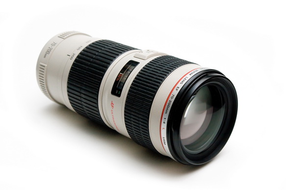 Canon EF 70-200 mm F4L IS USM lens